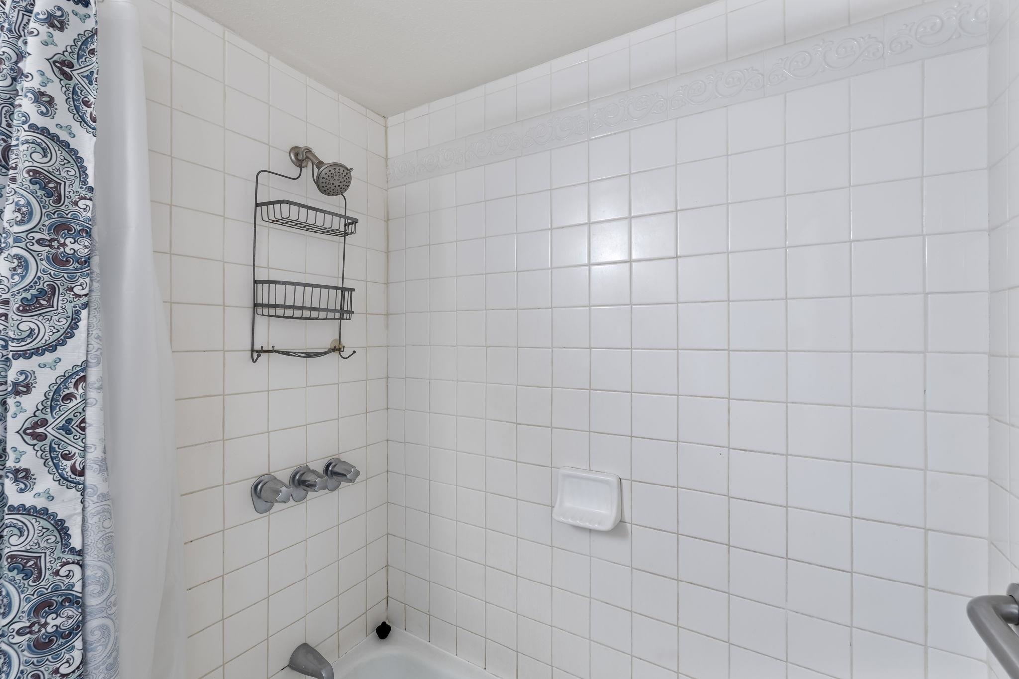 70 Hauoli St Property Photo 34