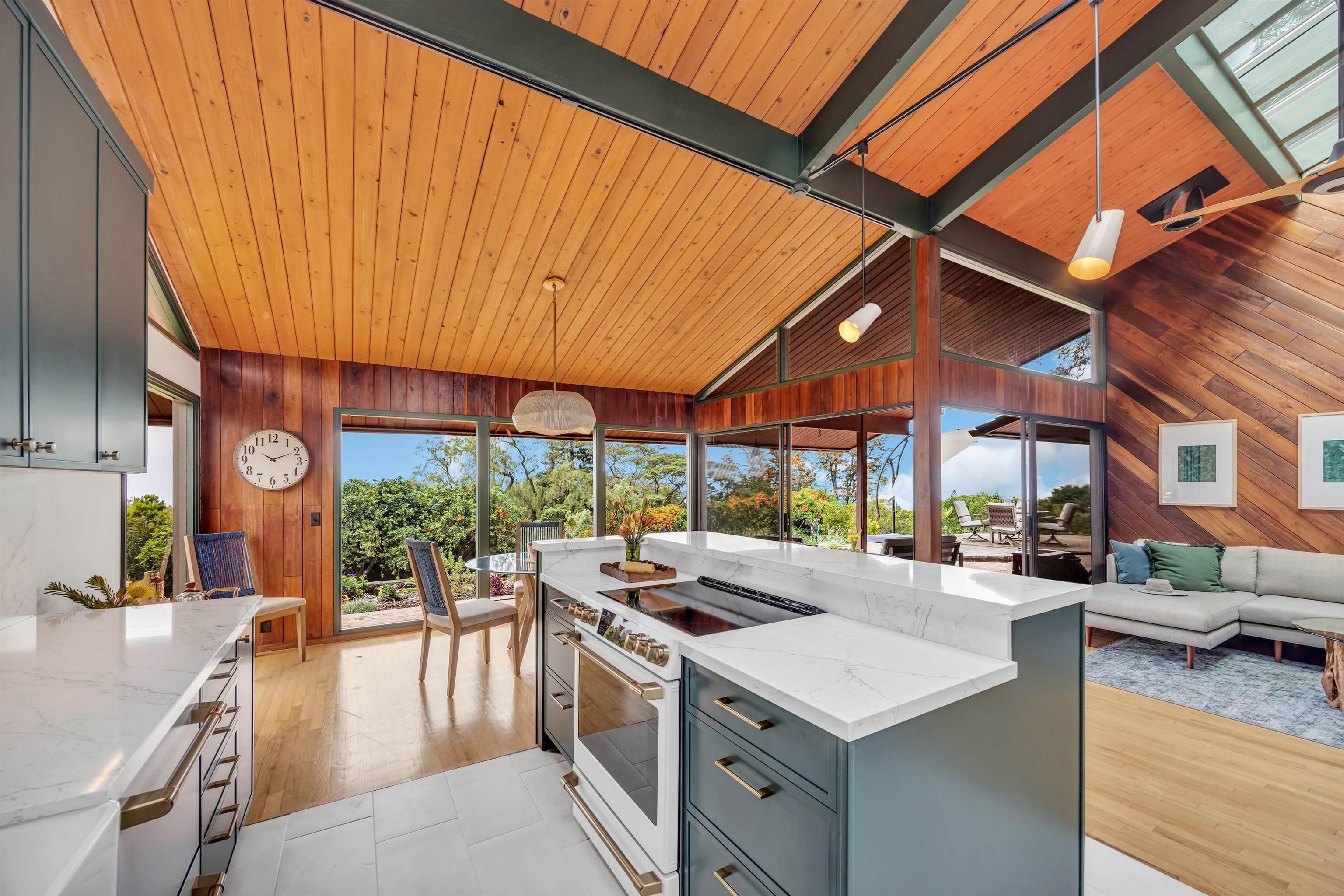 200 Hoopalua Dr Property Photo 4