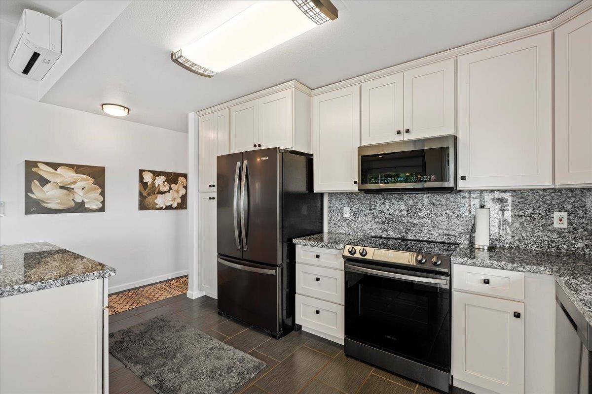20 Hoe Pl Property Photo 23