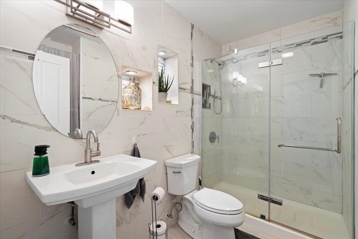 20 Hoe Pl Property Photo 48