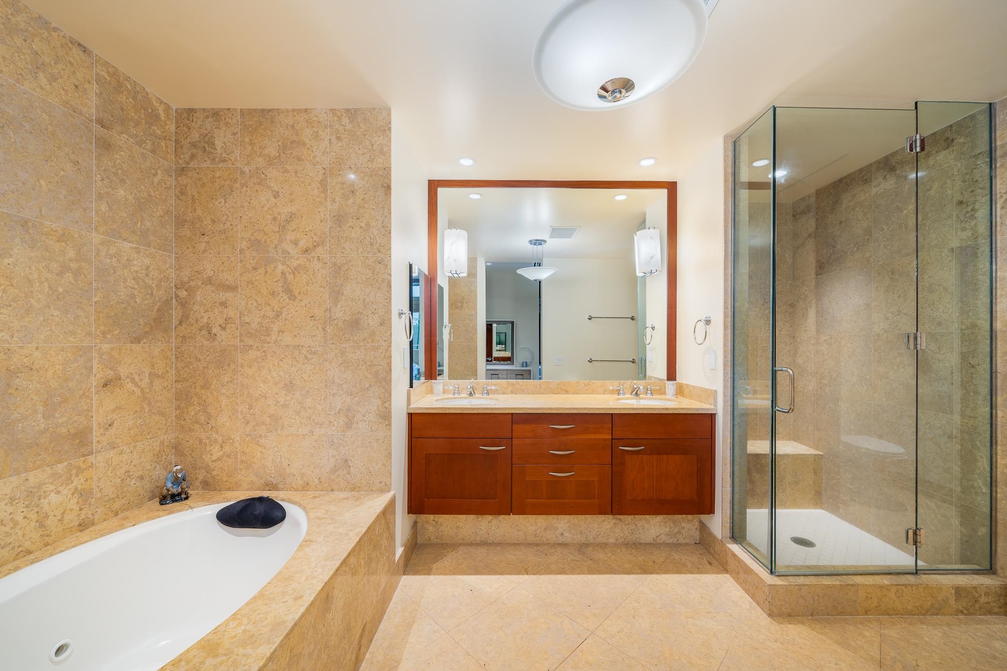 15 Coconut Grove Ln Property Photo 22
