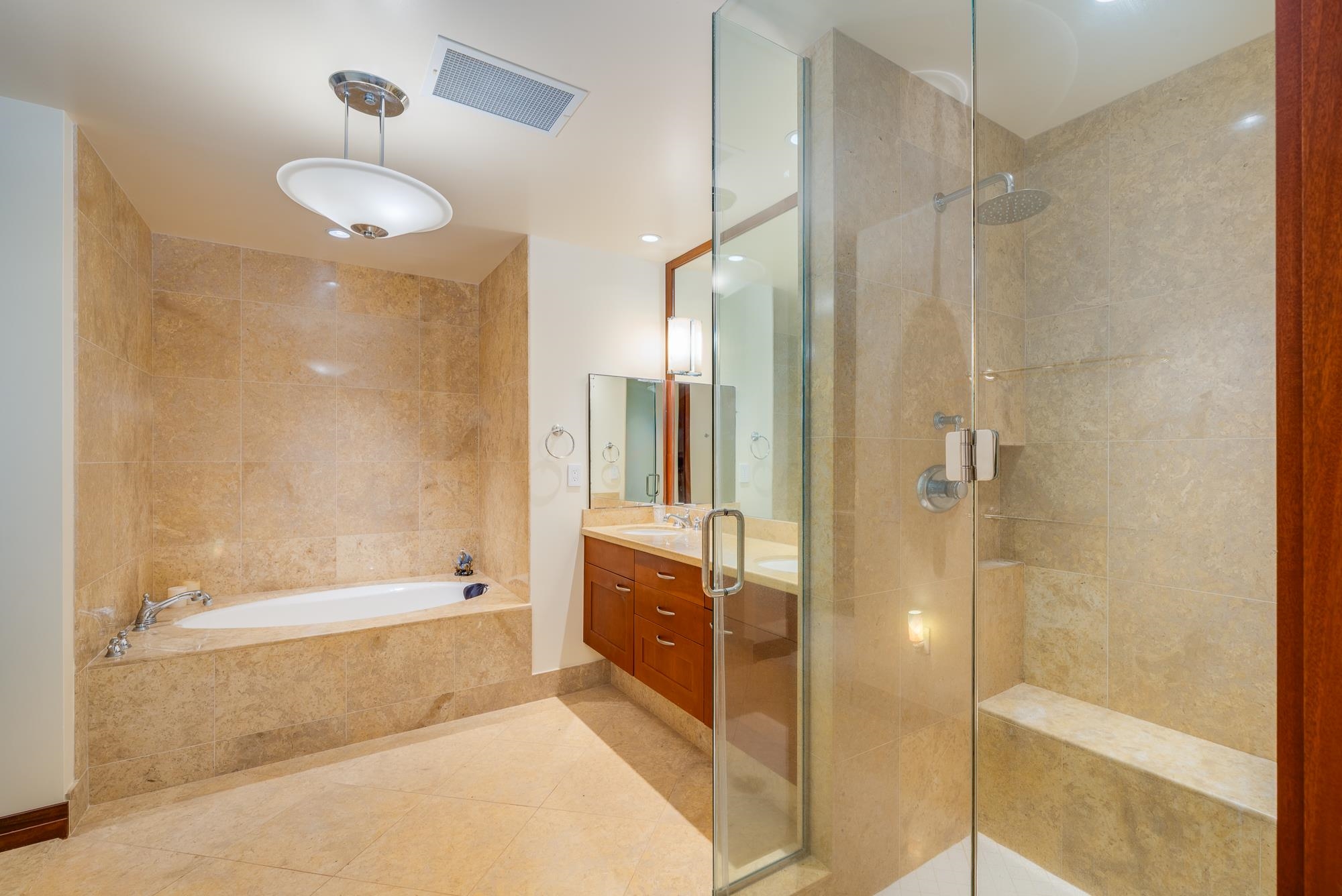 15 Coconut Grove Ln Property Photo 23