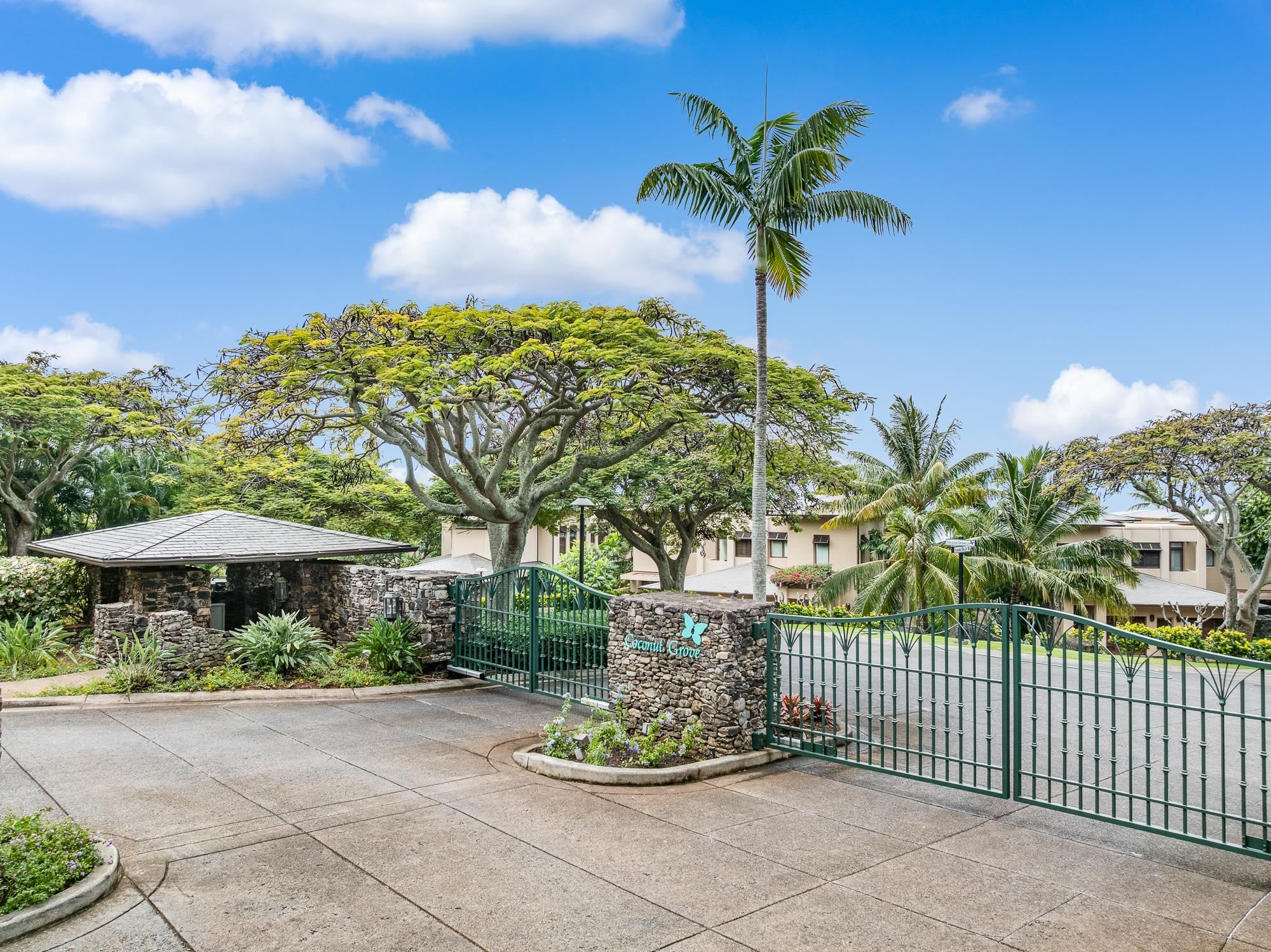15 Coconut Grove Ln Property Photo 45