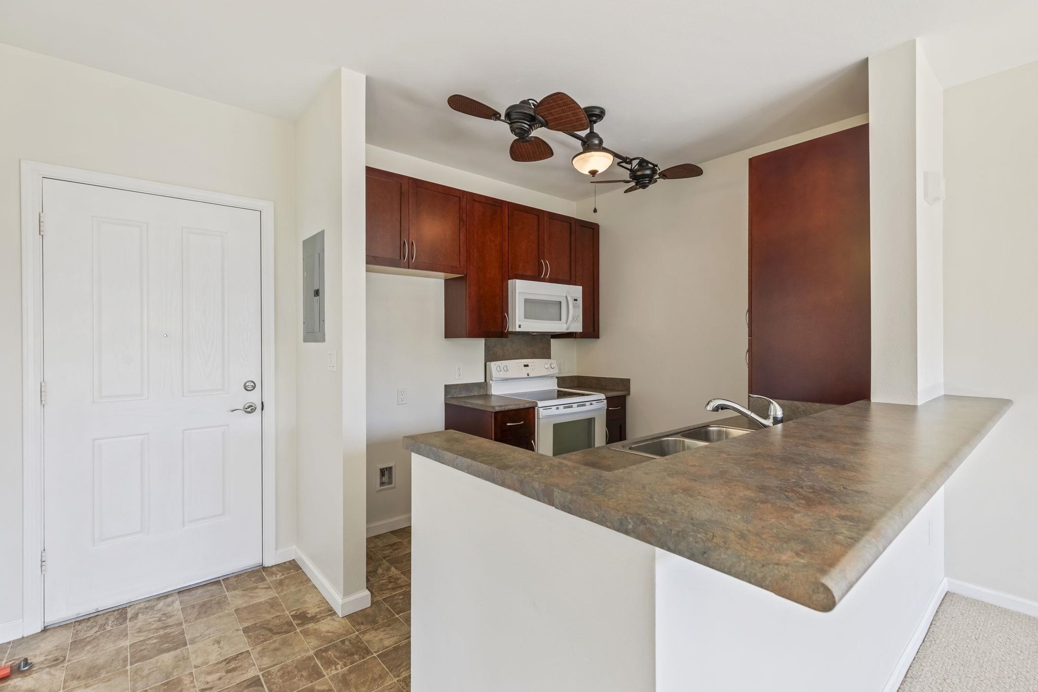 115 Hoowaiwai Loop Property Photo 6