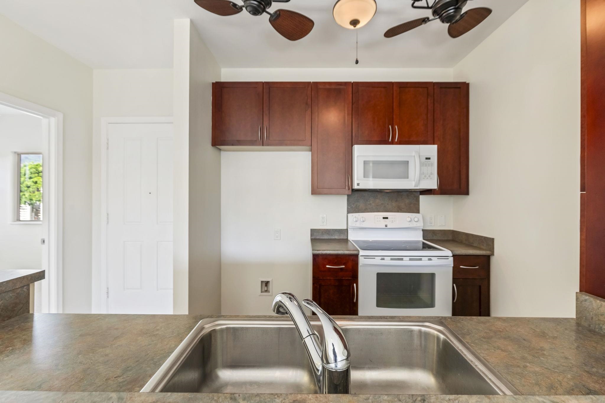 115 Hoowaiwai Loop Property Photo 7