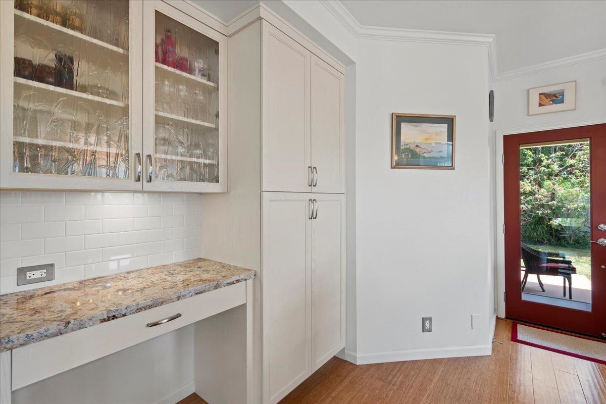 30 Hoe Pl Property Photo 20