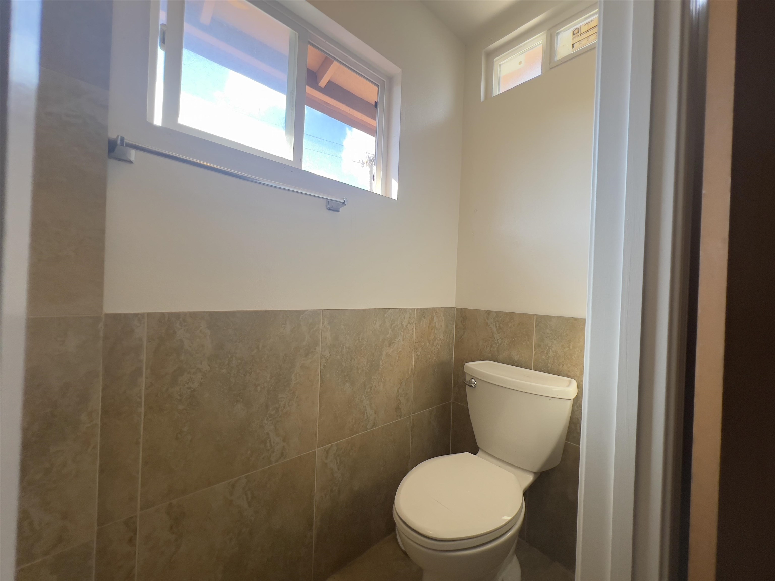 318 N Market St Property Photo 17