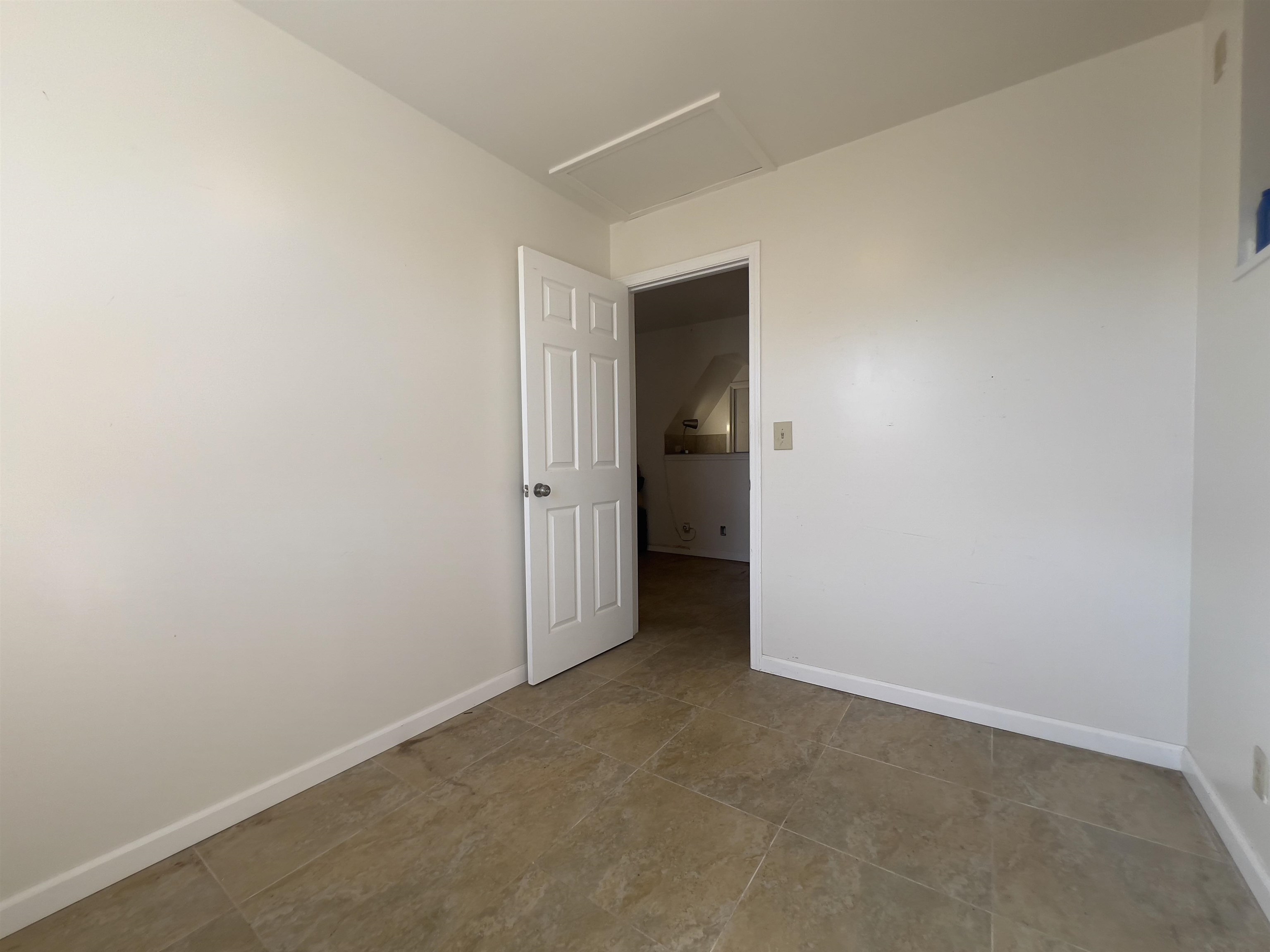 318 N Market St Property Photo 31