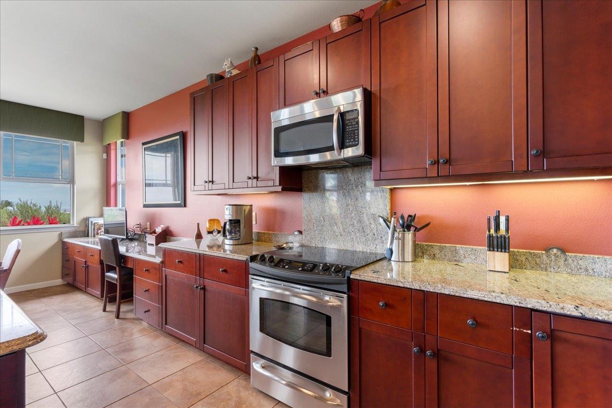 107 Kinohi Loa St Property Photo 40