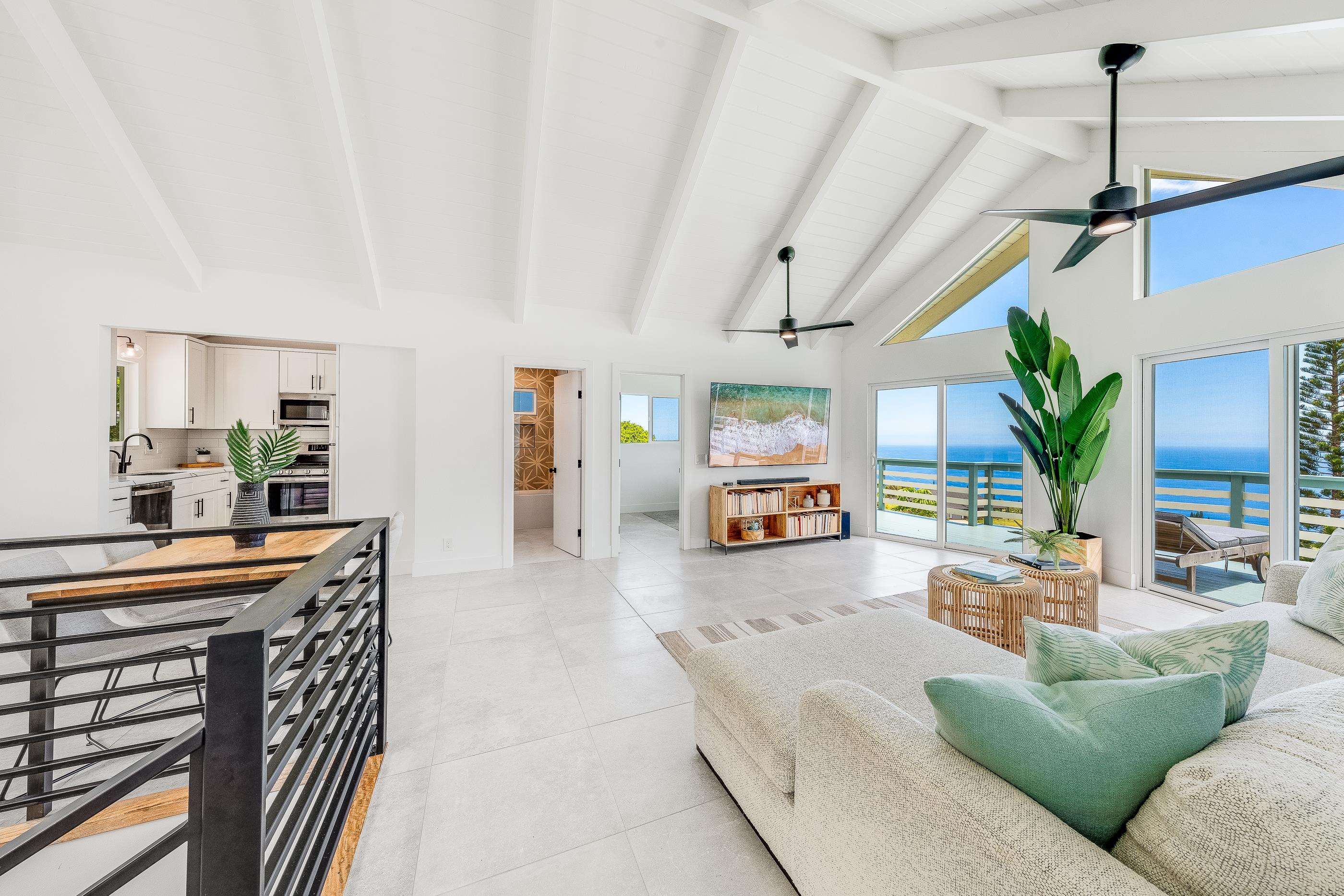 71 Lahaole Pl Property Photo 3