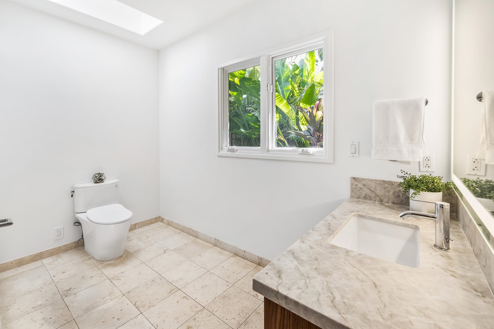 194 E Panana Pl Property Photo 36