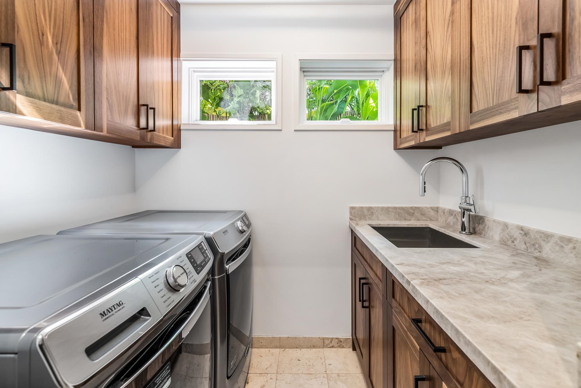 194 E Panana Pl Property Photo 37