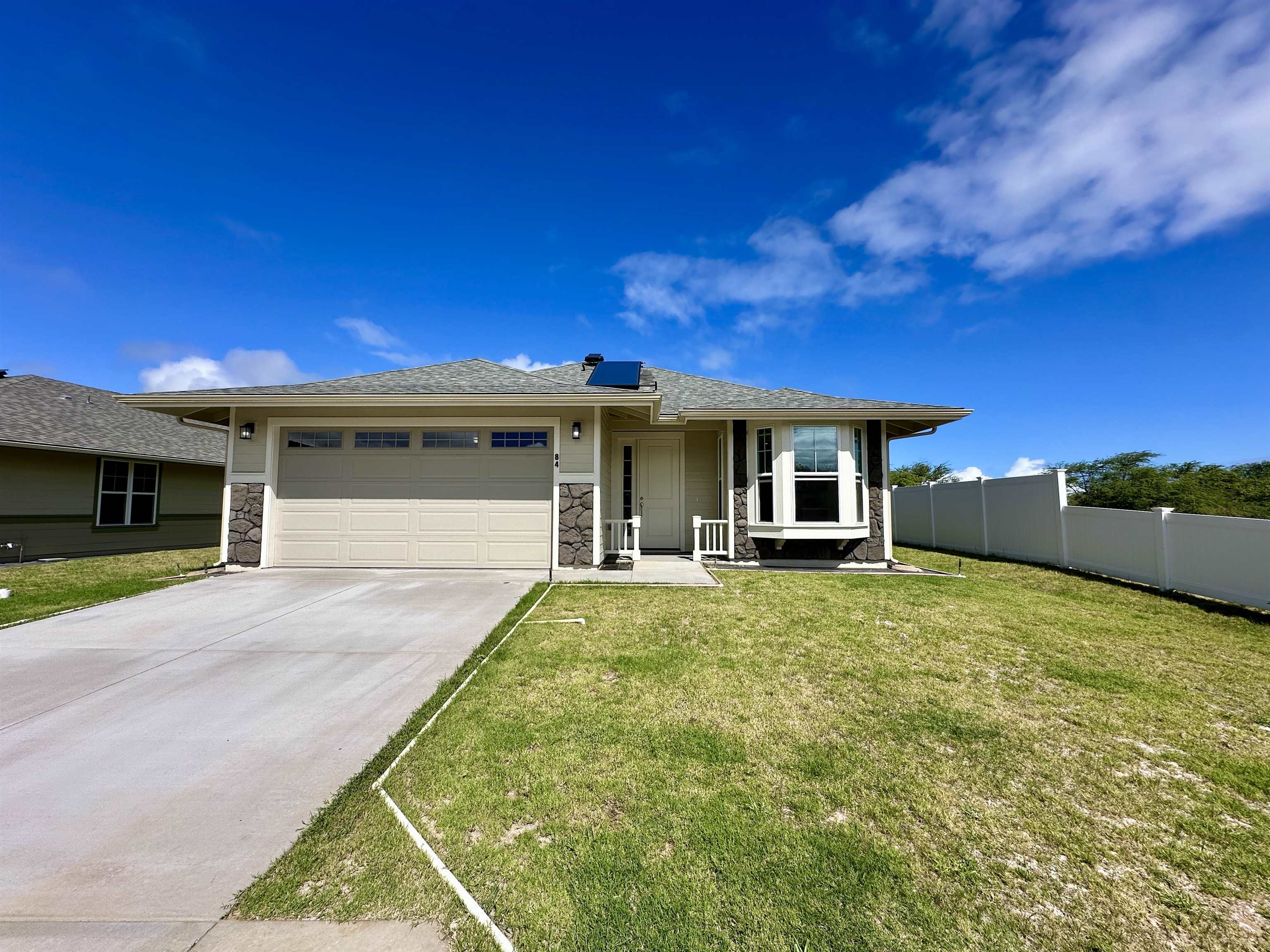 84 Unahe Pl Property Photo 2