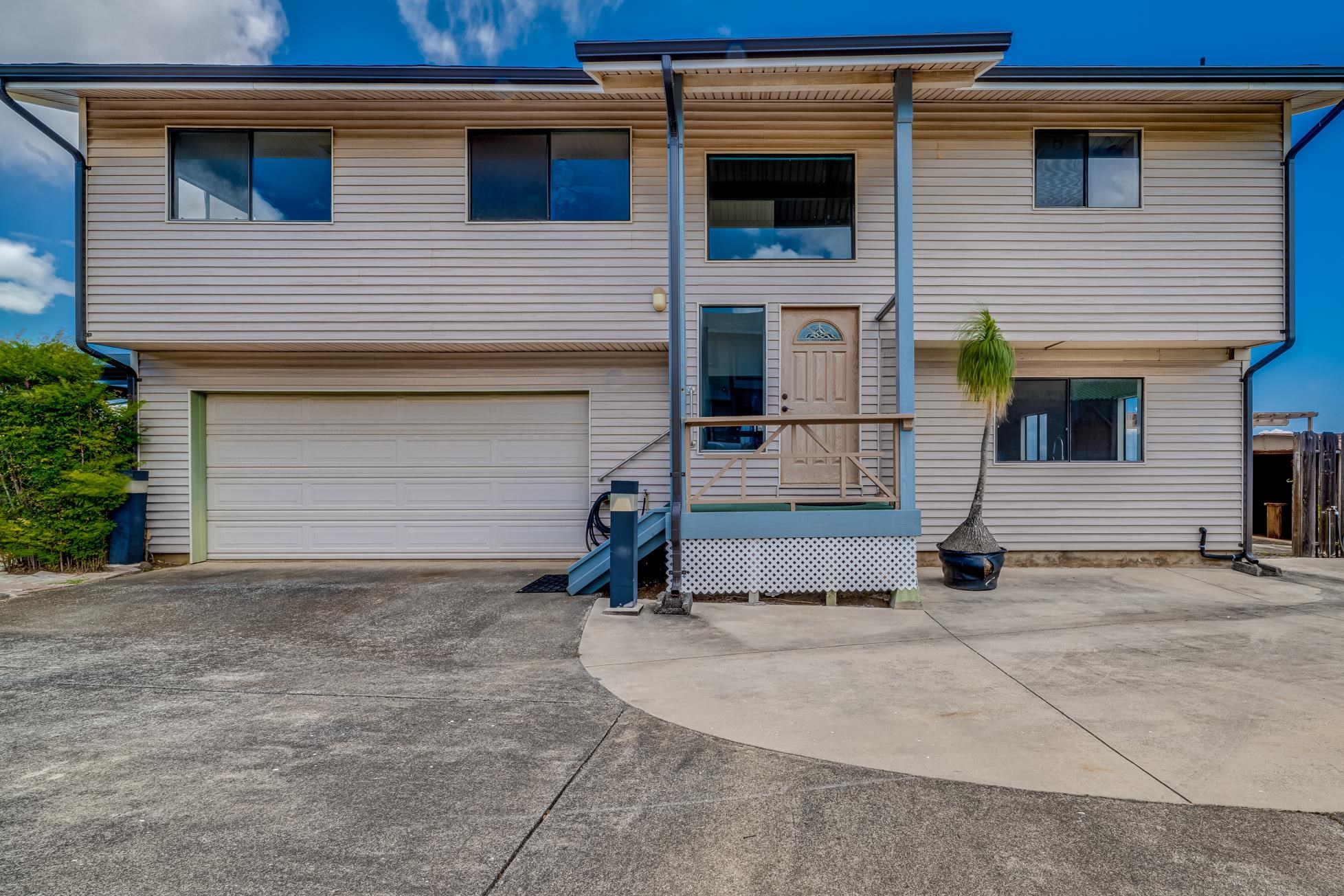244 N Makaleha Pl Property Photo