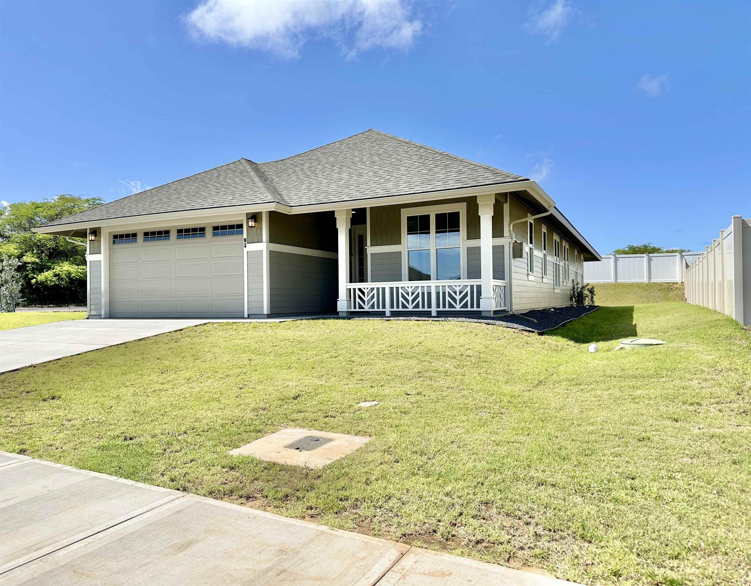 93 Unahe Pl Property Photo 3