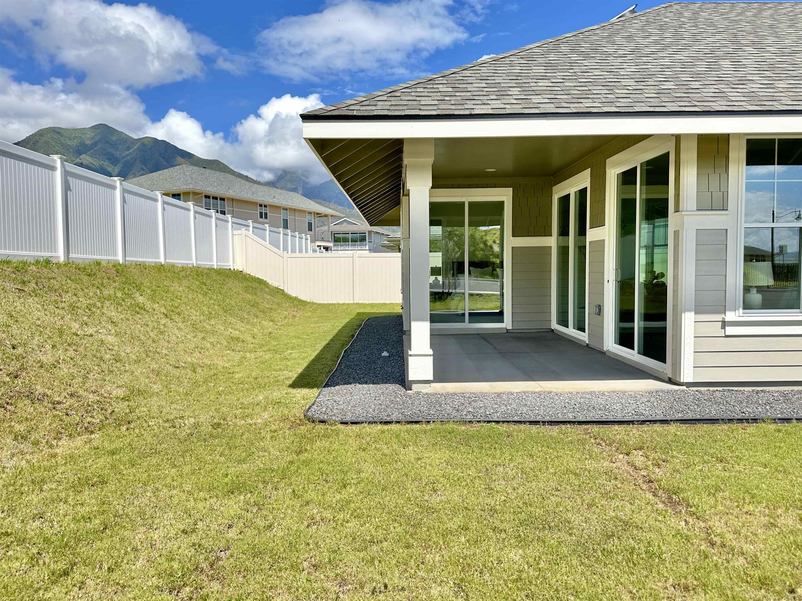 93 Unahe Pl Property Photo 7