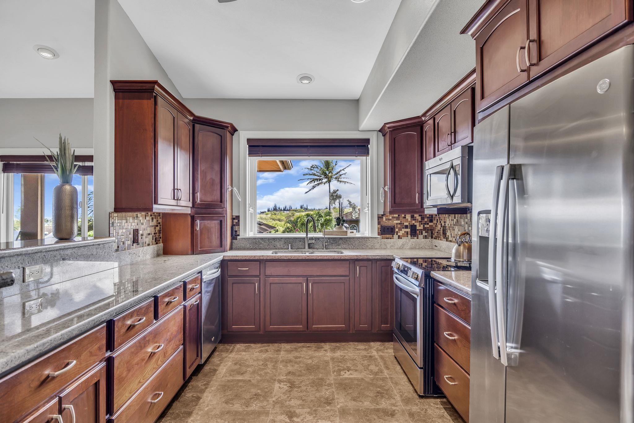 207 Kahana Ridge Dr Property Photo 15