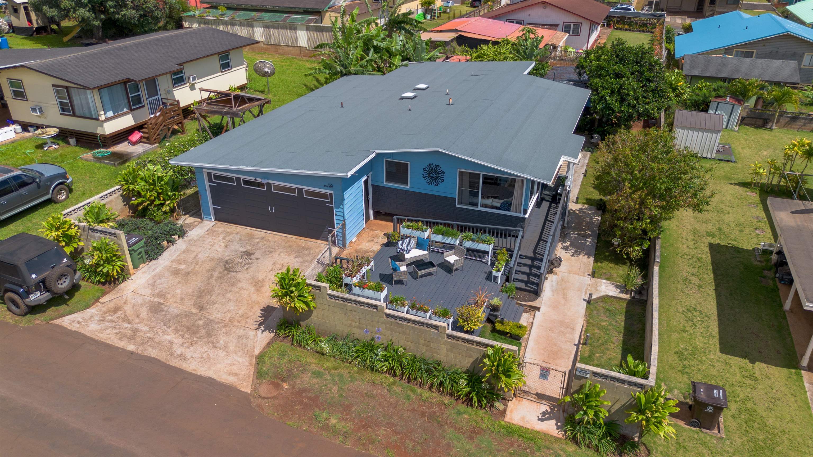 538 Akahi Pl Property Photo 3