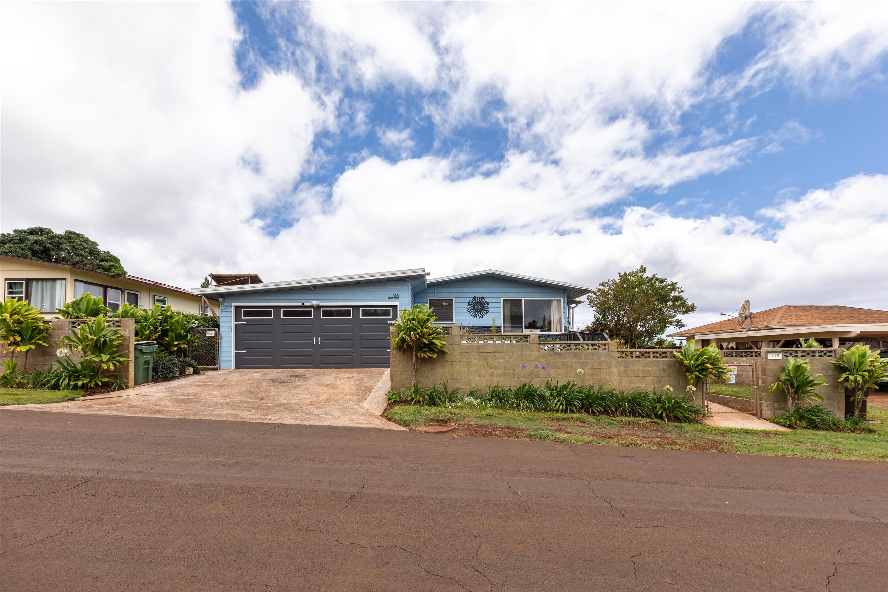 538 Akahi Pl Property Photo 24