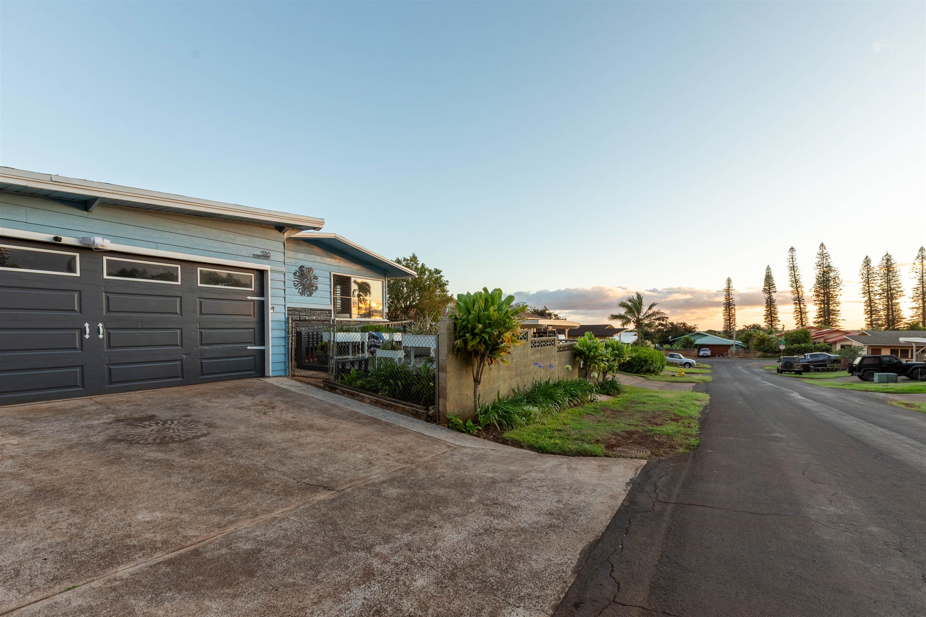 538 Akahi Pl Property Photo 25