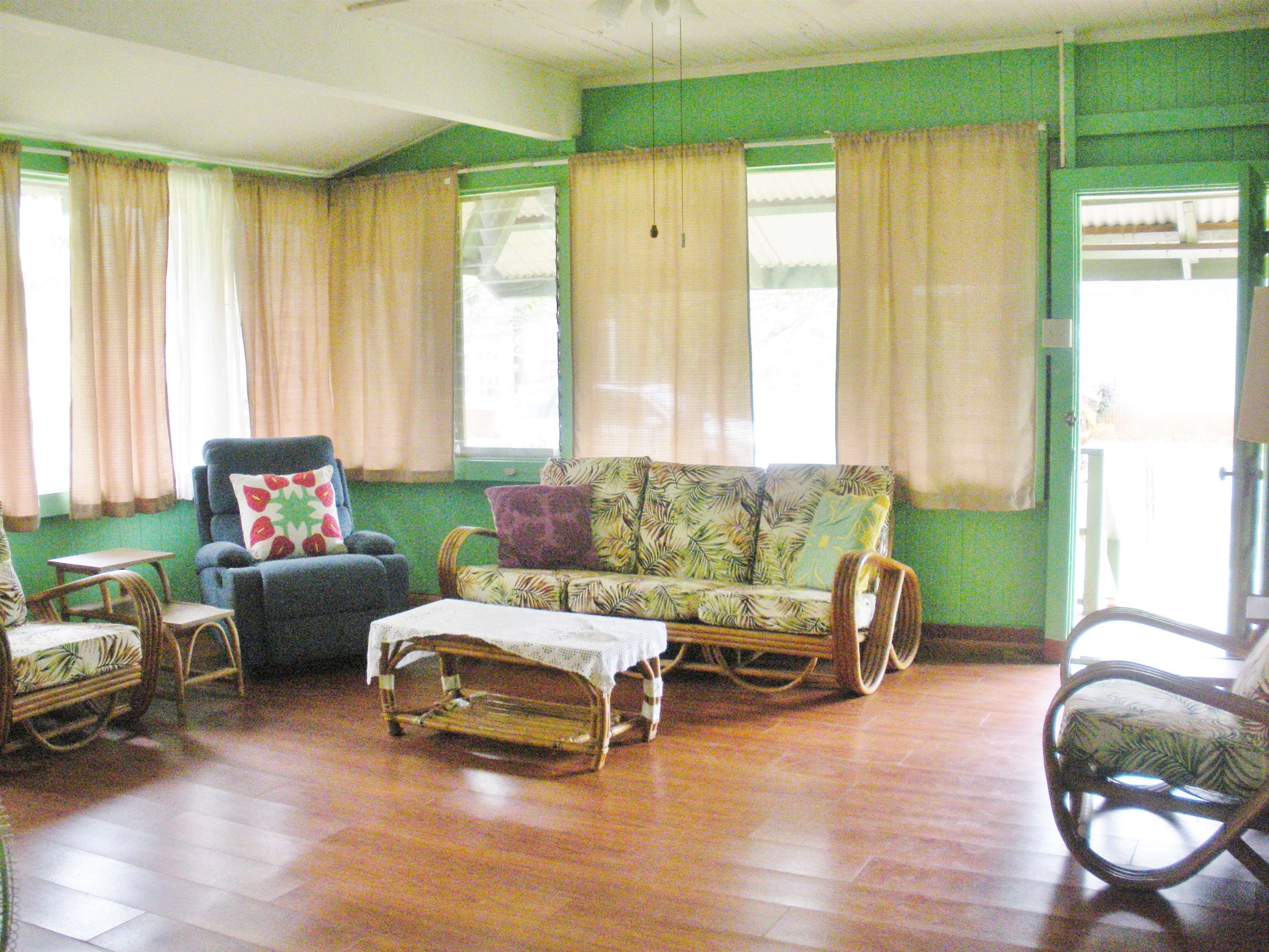 928 Lanai Ave Property Photo 5