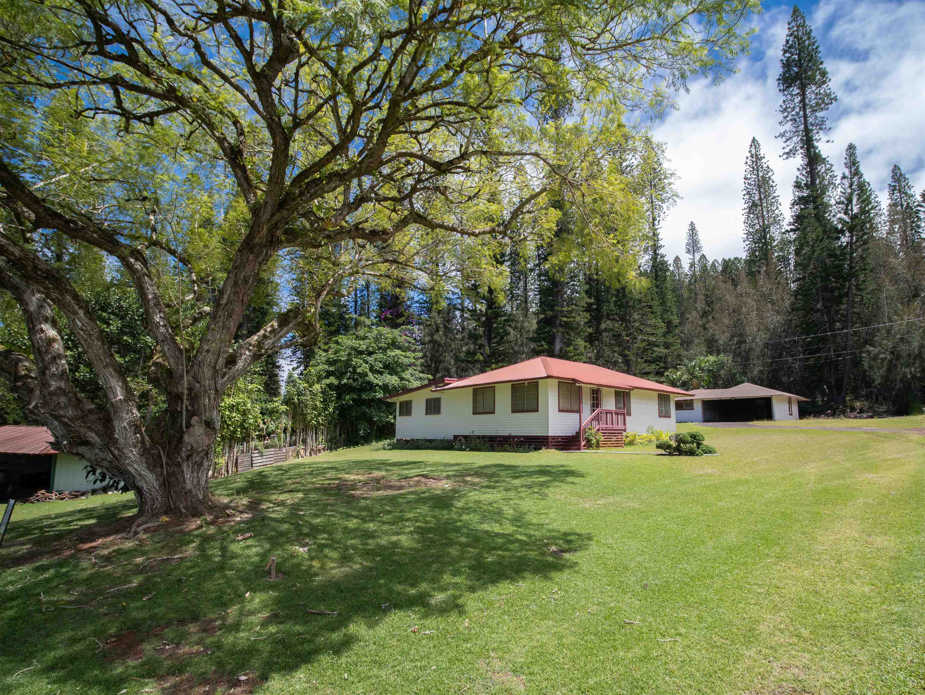 437 Hau Dr Property Photo 4