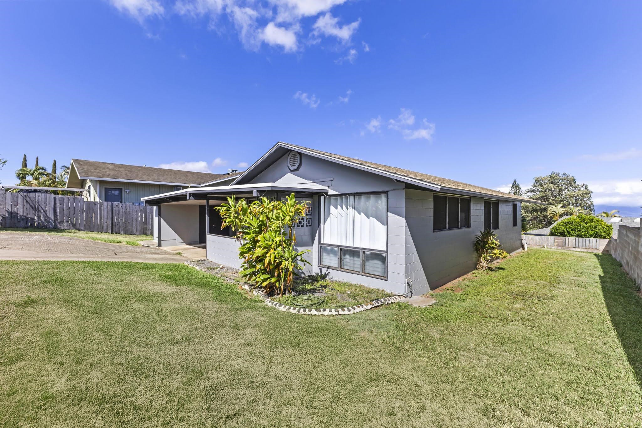 290 Hokulani St Property Photo 1