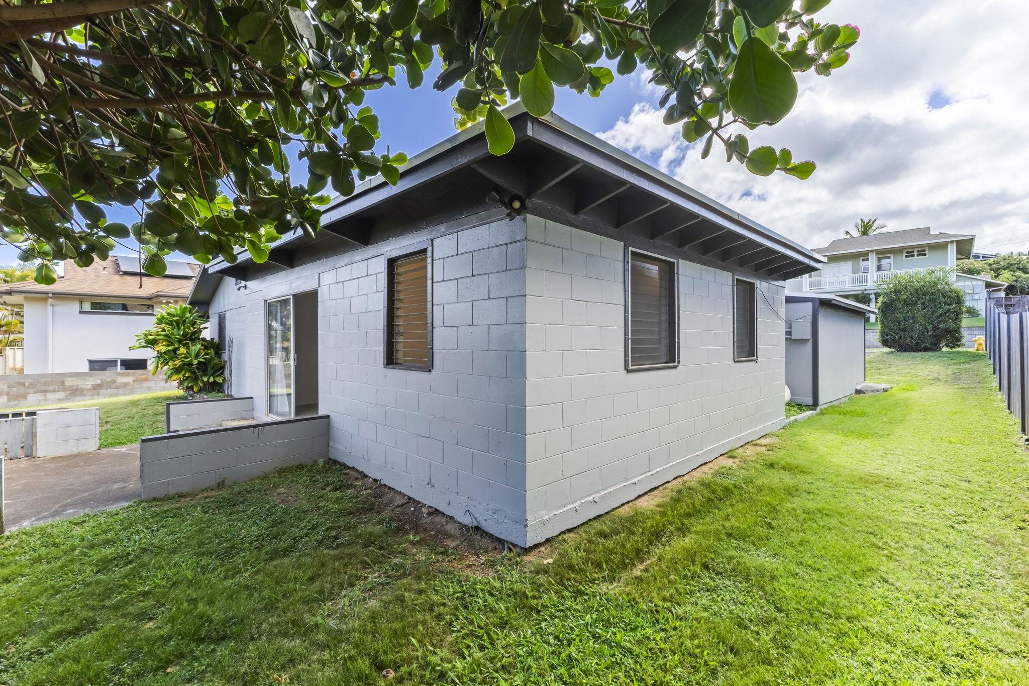 290 Hokulani St Property Photo 8