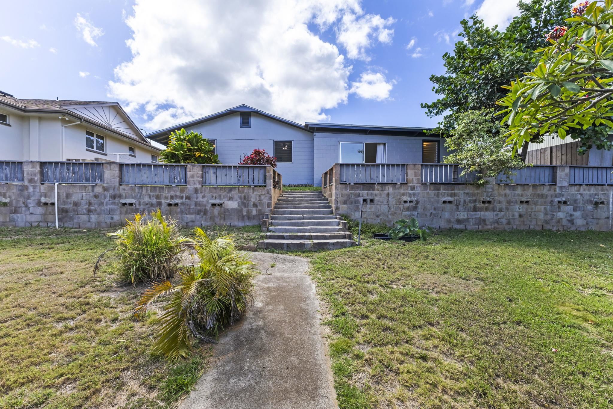 290 Hokulani St Property Photo 12