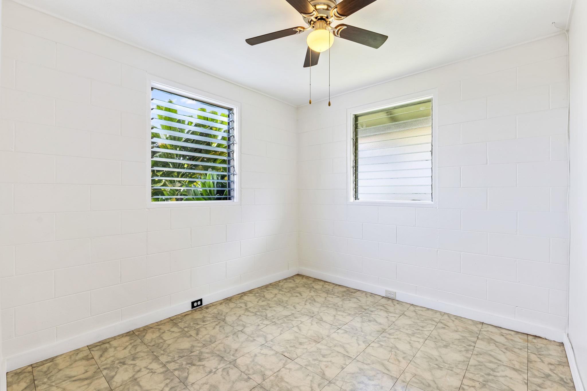 290 Hokulani St Property Photo 26