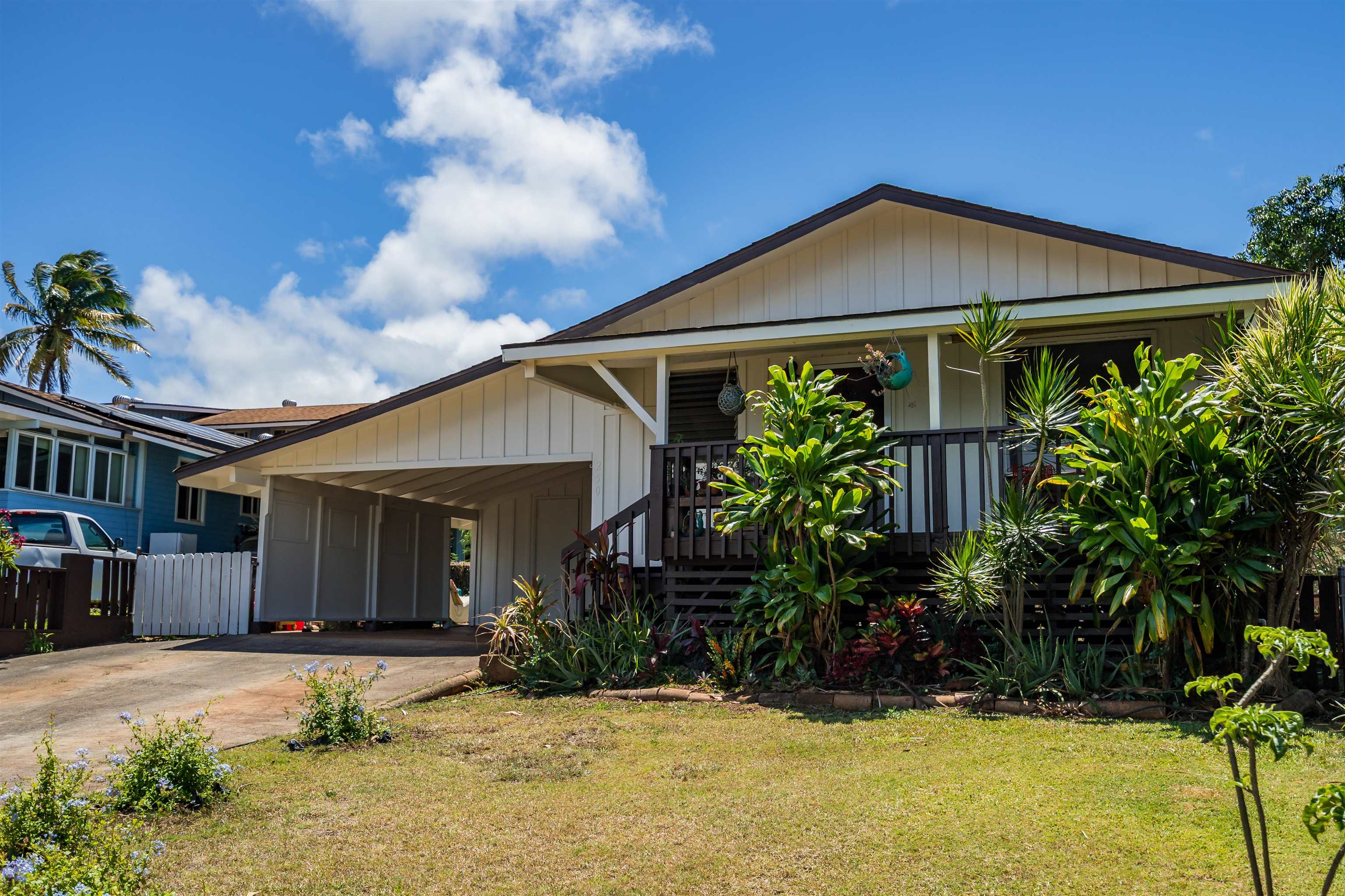 250 Kahiko St Property Photo 2