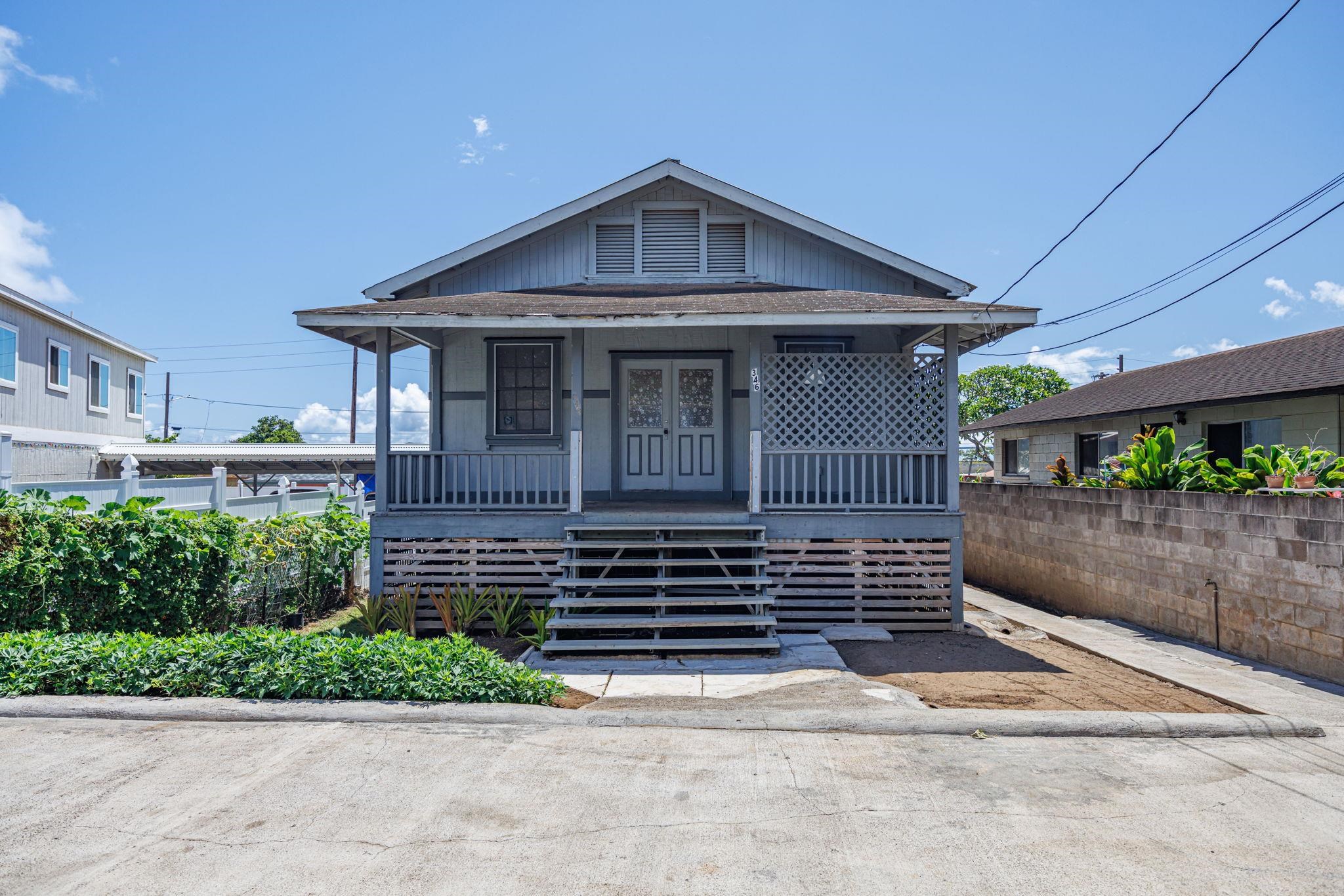 346 Alahee Dr Property Photo 6