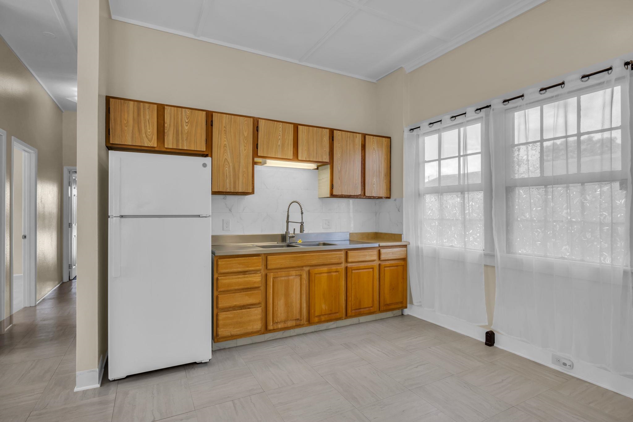 346 Alahee Dr Property Photo 9