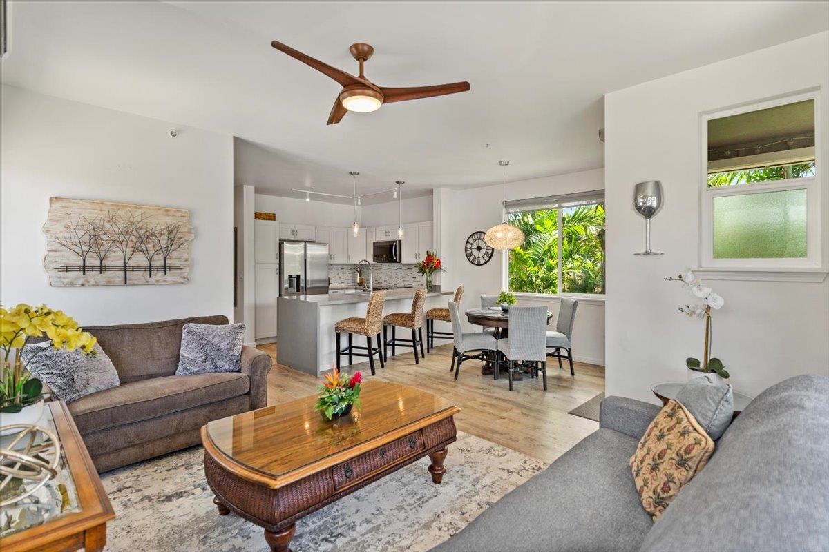 15 E Kuu Aku Ln Property Photo 1