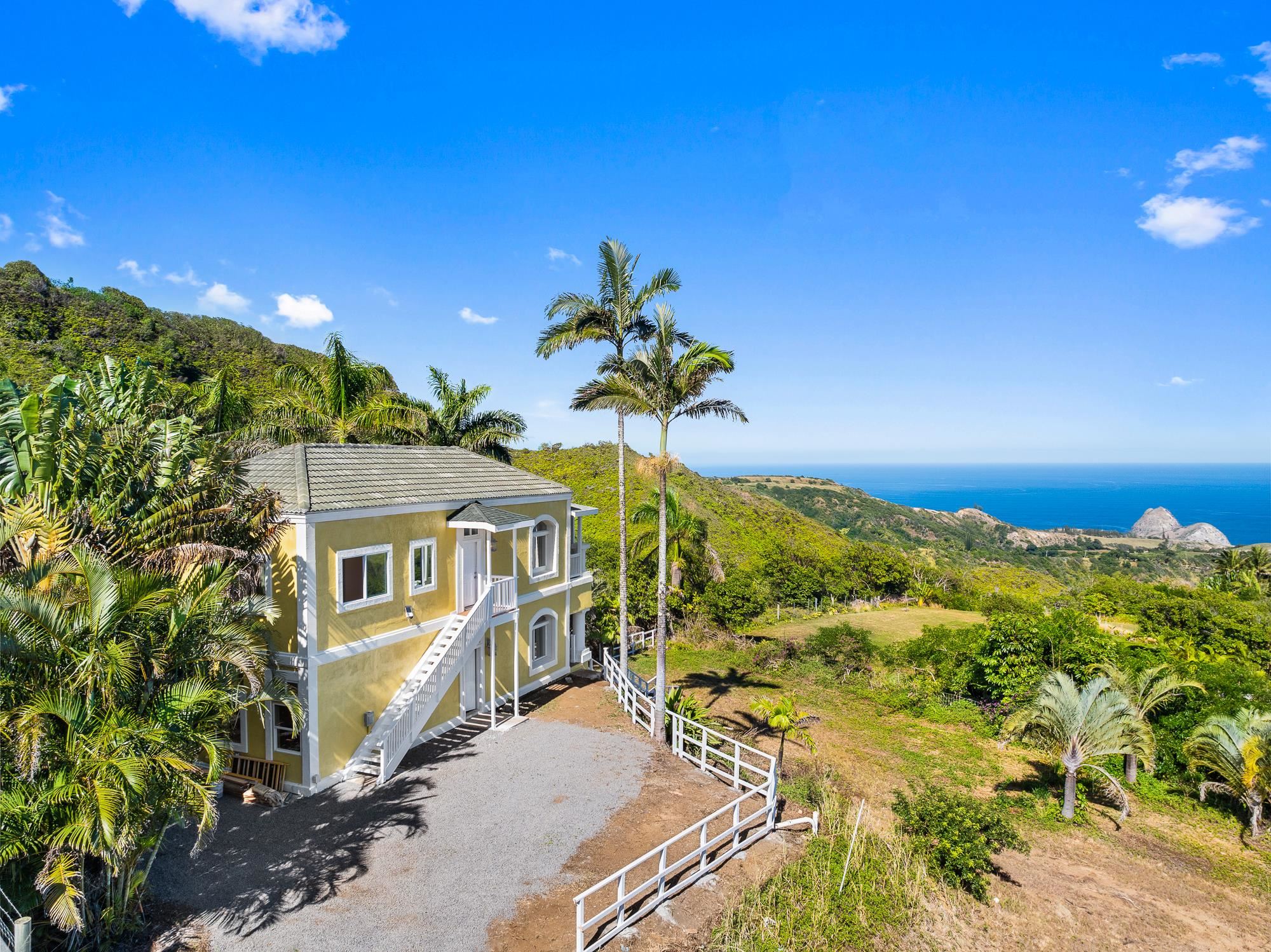 425 Kaukini Loop Property Photo 1