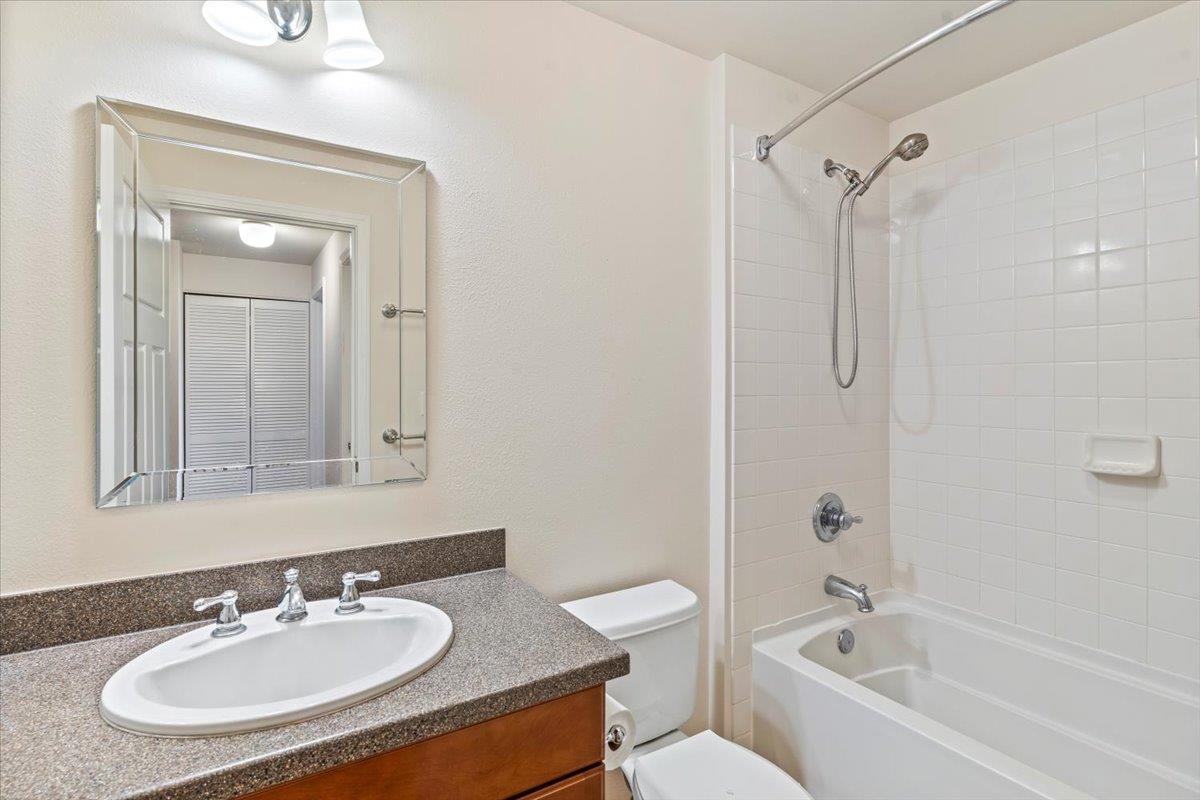 31 E Kuu Aku Ln Property Photo 24