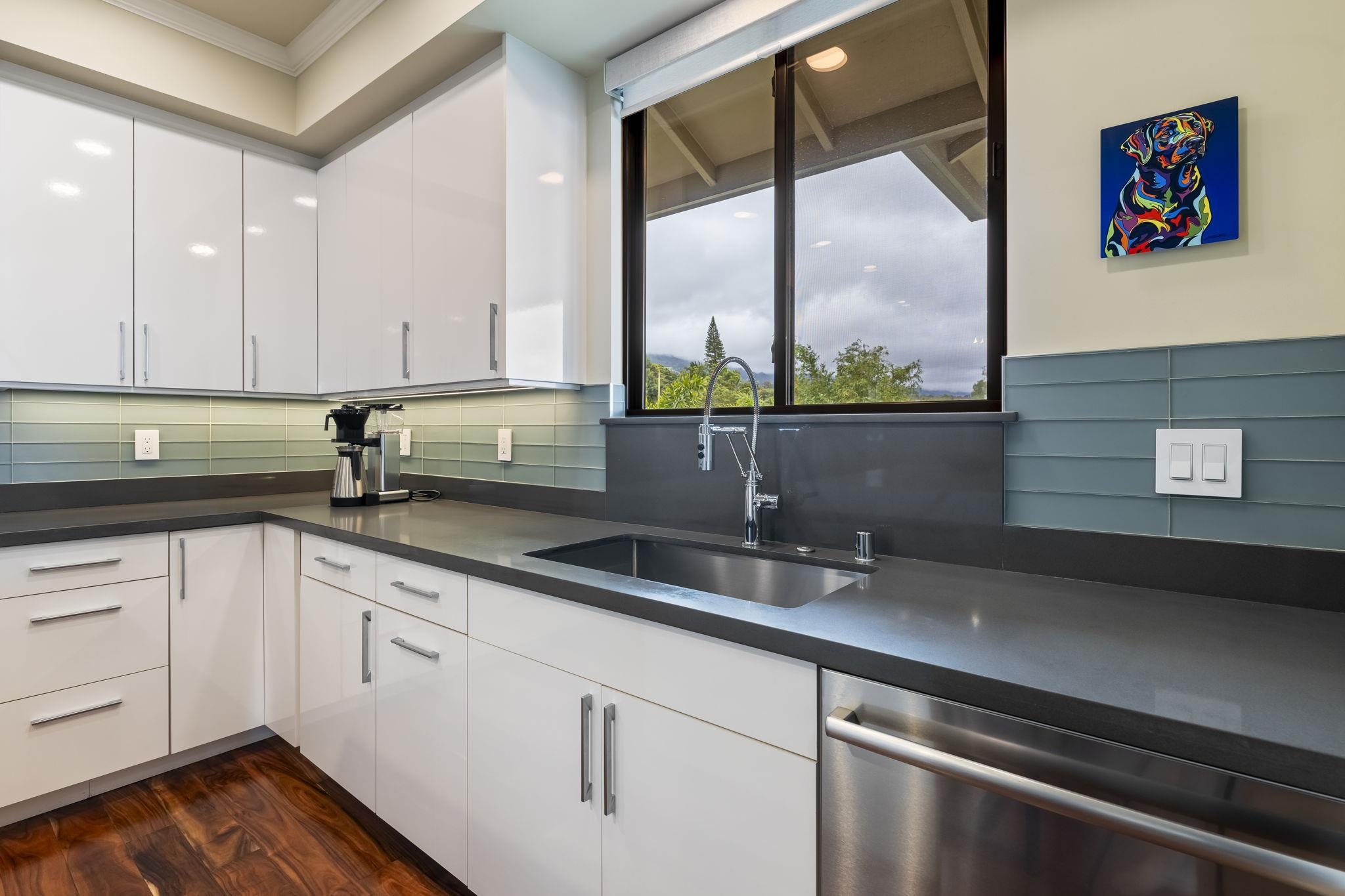 806 Kukia Pl Property Photo 22
