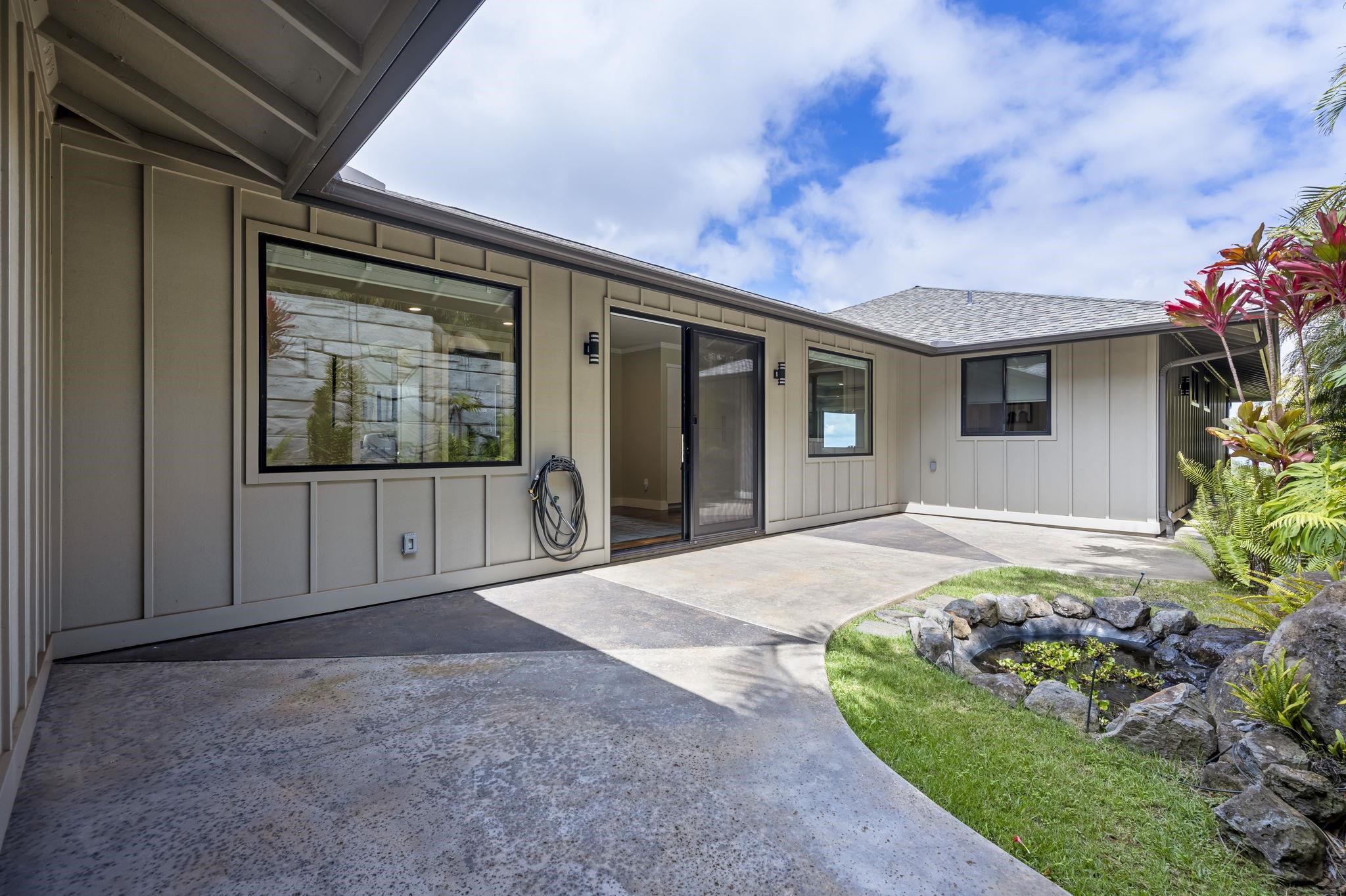 806 Kukia Pl Property Photo 41