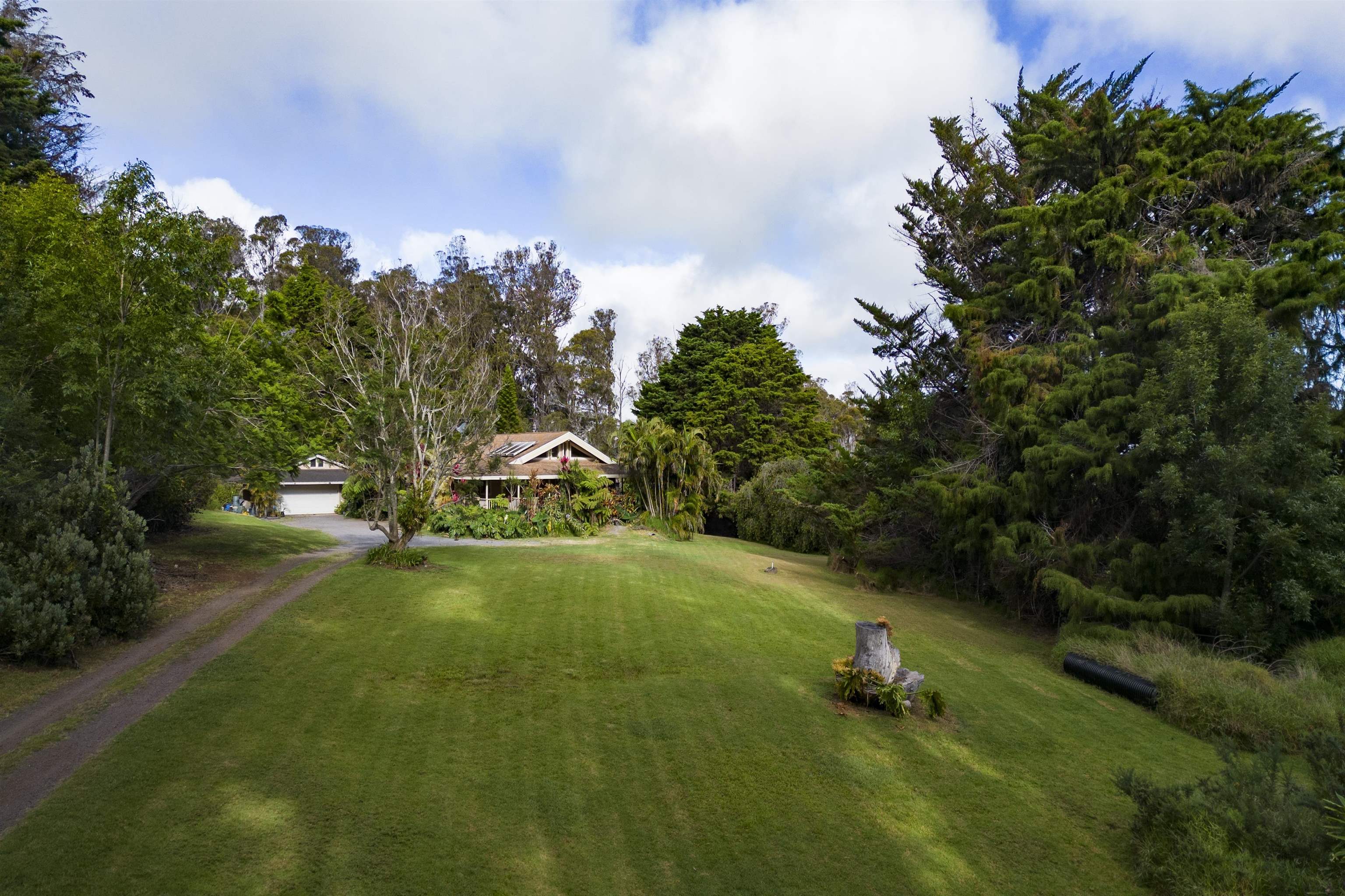 1160 Ehu Rd Property Photo 1