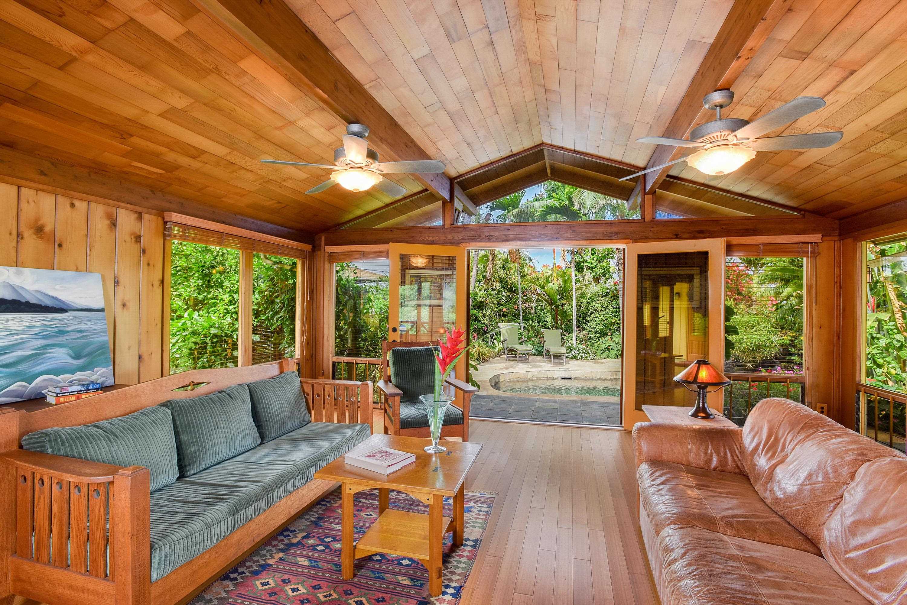 679 Kaapuni Pl Property Photo 8