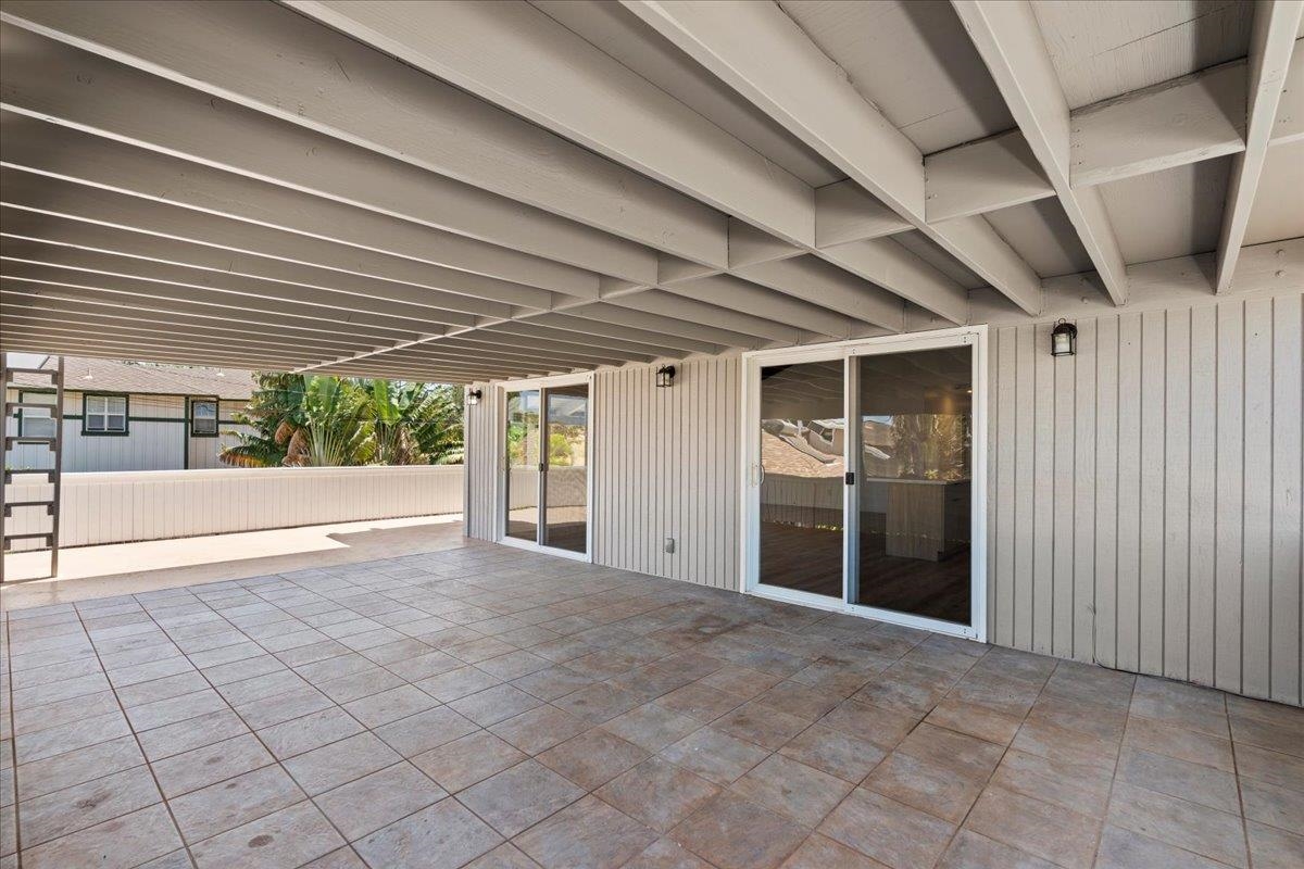 402 Auhana Rd Property Photo 13
