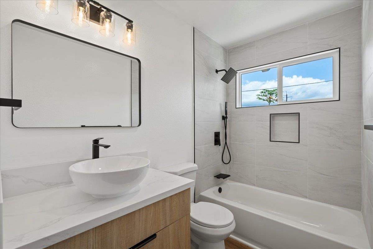 402 Auhana Rd Property Photo 23