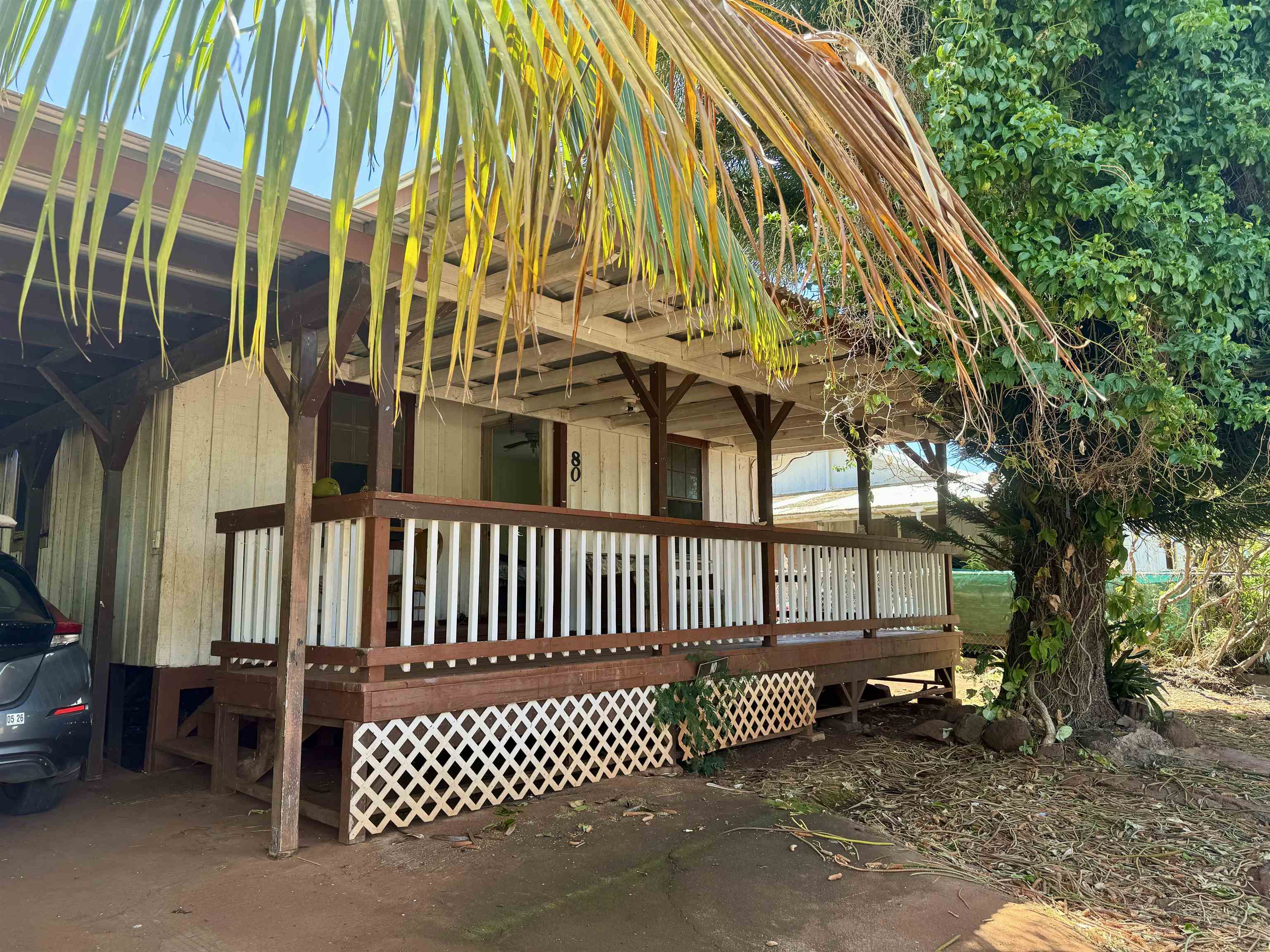 1700 Okana St Property Photo 3