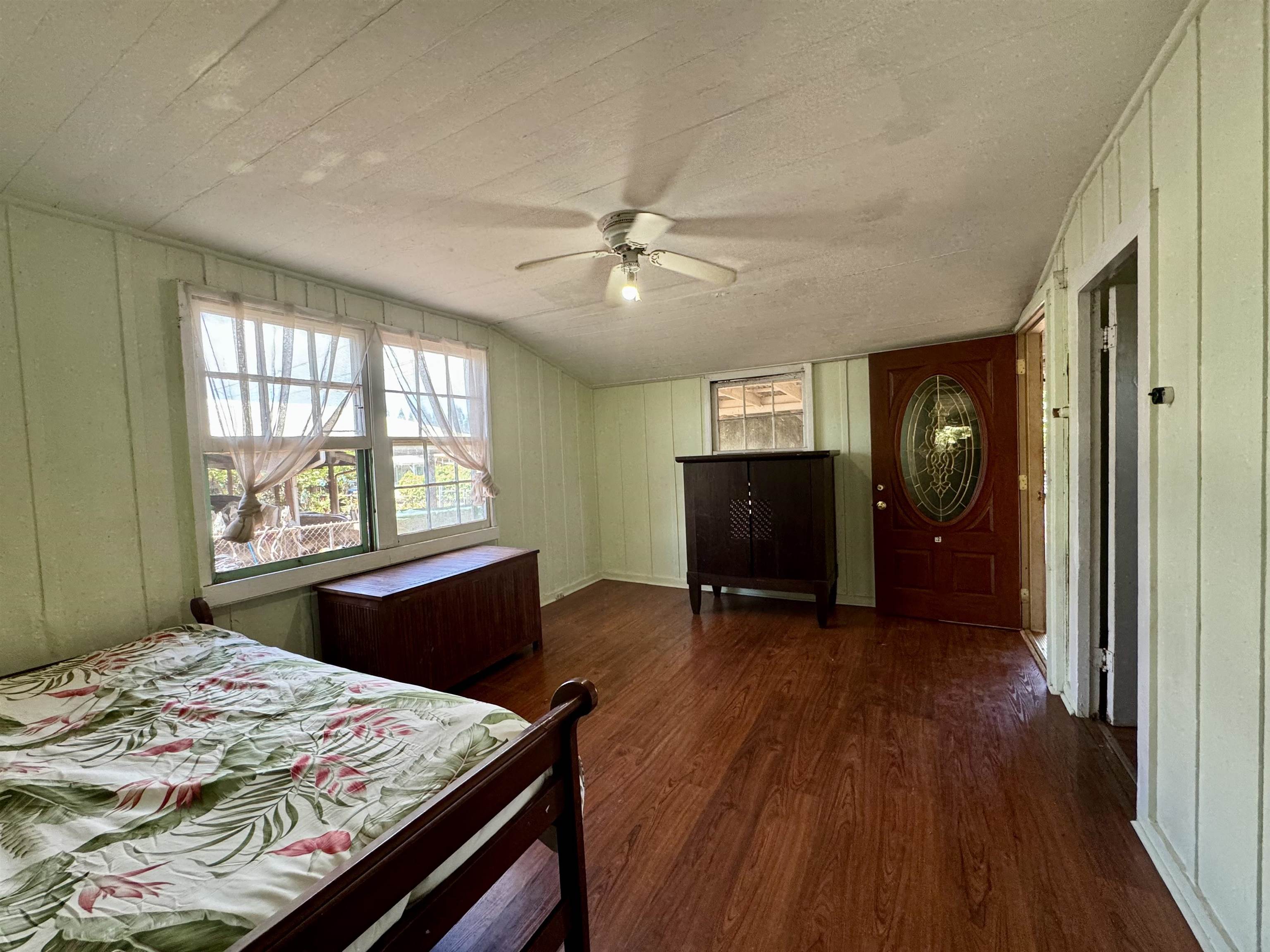 1700 Okana St Property Photo 9