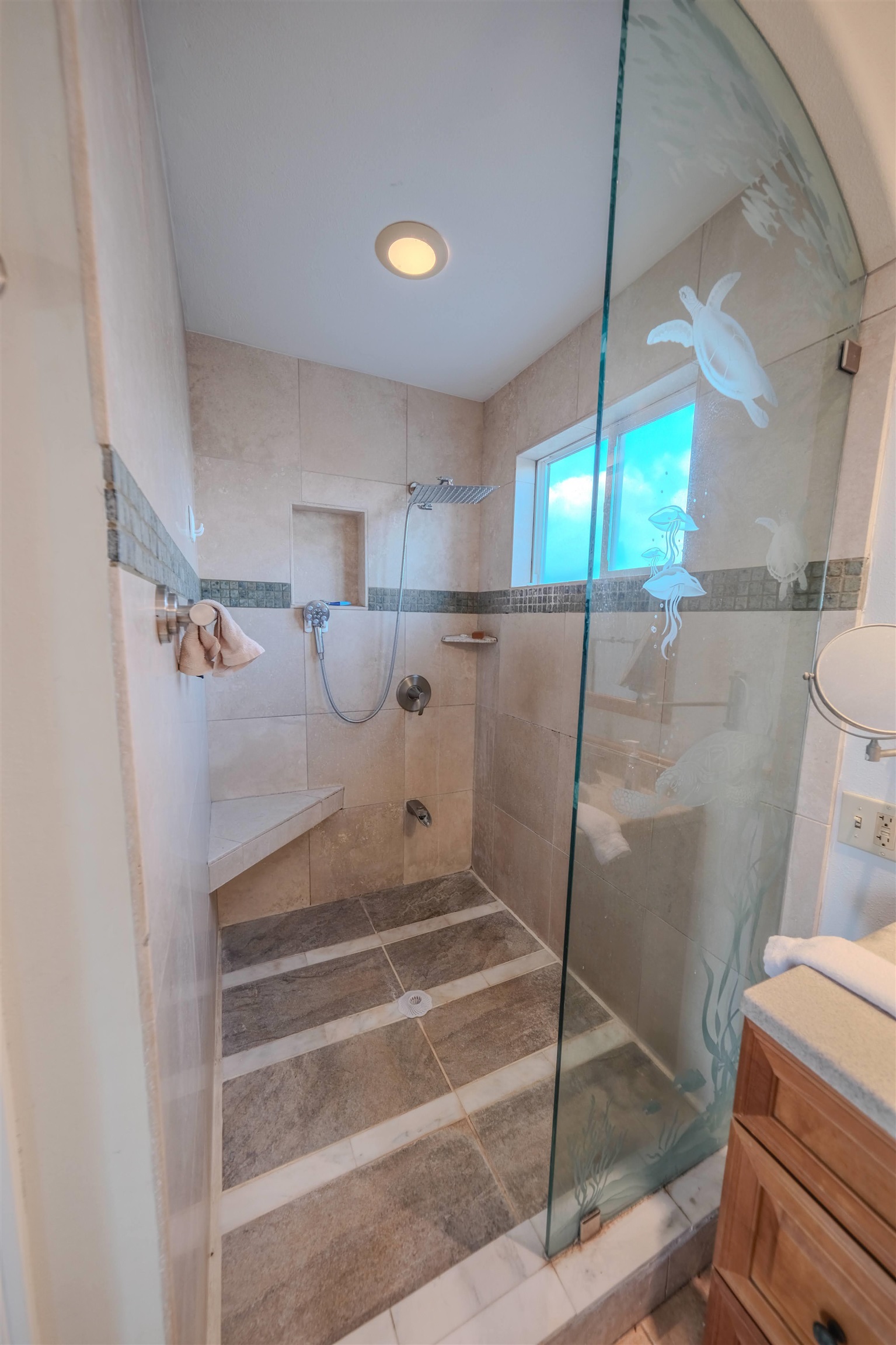 356 Hoalike St Property Photo 26