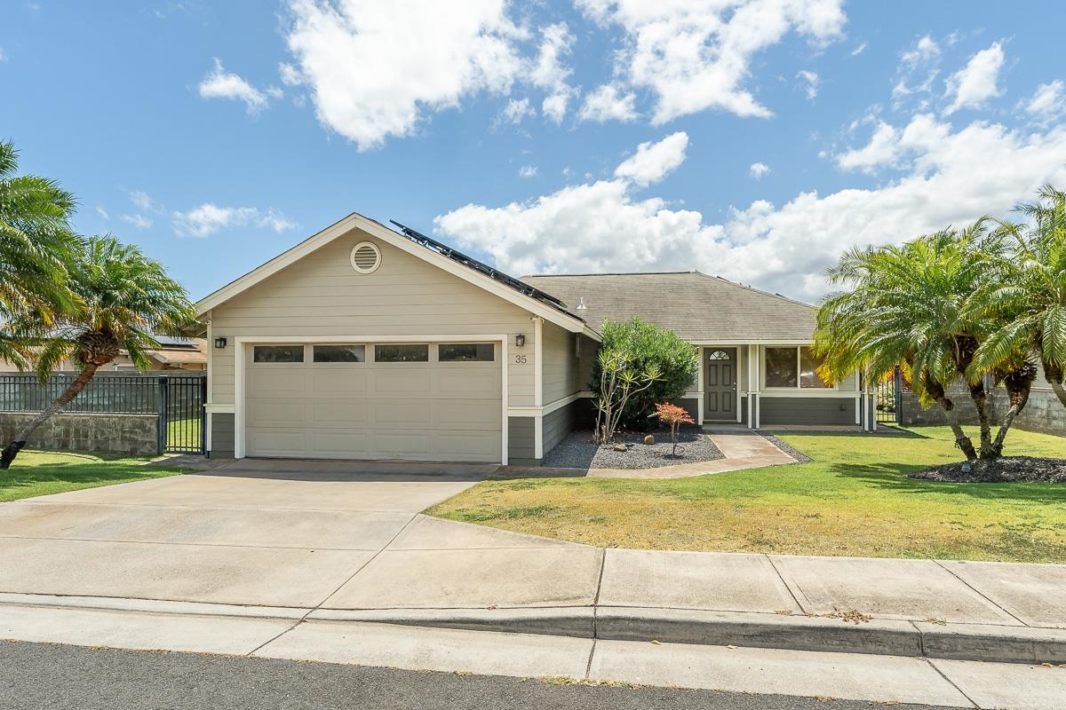 35 Emoloa Pl Property Photo 1