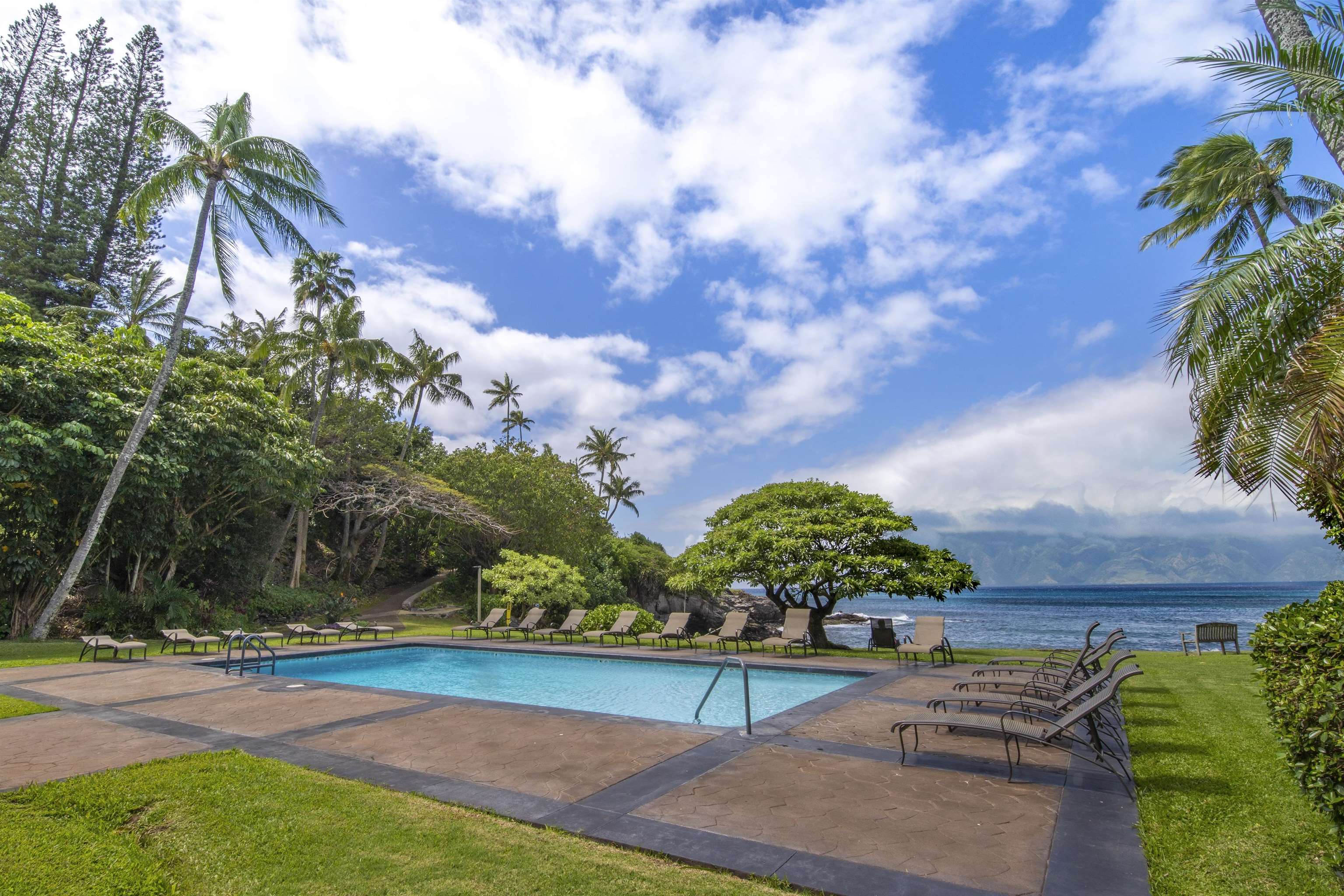 20 Hui Rd I Property Photo 5
