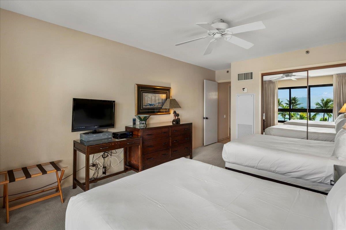 50 Nohea Kai Dr Property Photo 32