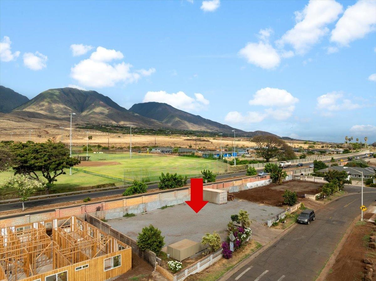 418 Waine'e St Property Photo 5
