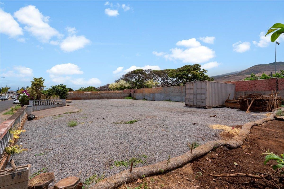 418 Waine'e St Property Photo 8